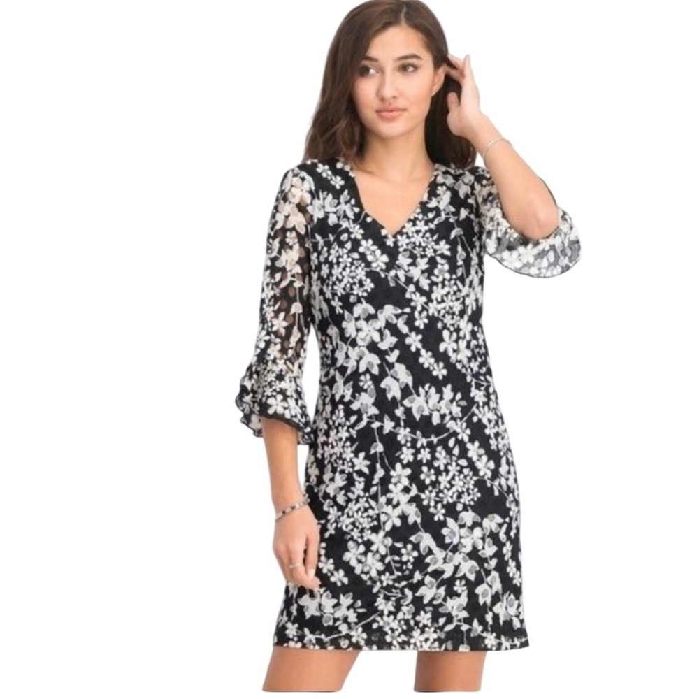 Karl Lagerfeld Carys Black White Floral Lace V-Neck Bell Sleeve Shift Dress‎ 12